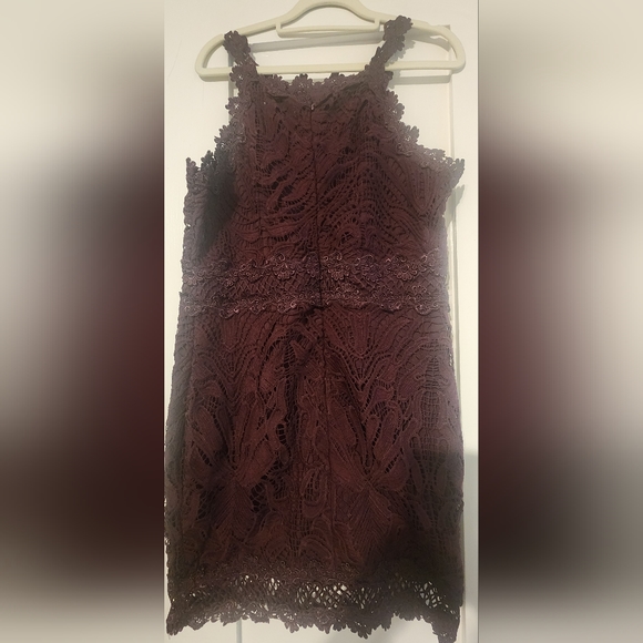 Dress - Picture 2 of 4